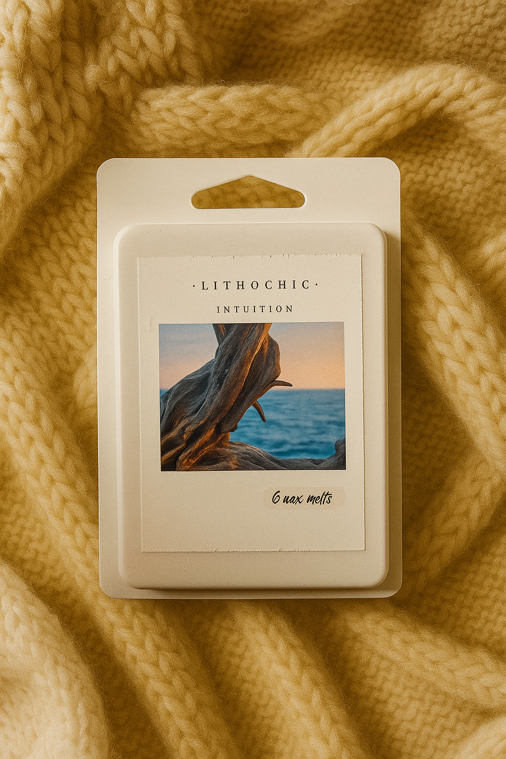 Intuition Lapis Lazuli Crystal Wax Melt | Driftwood, Violet & Sandalwood Soy Wax Melts