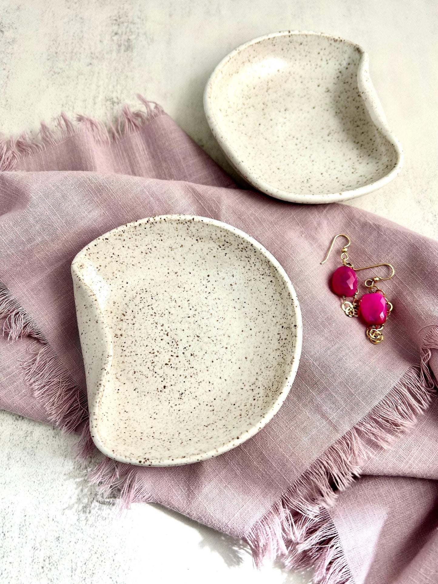 Folded Lip Ceramic Jewelry Dish